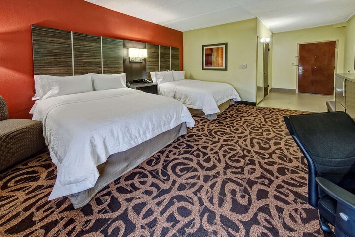 Room 18 of 26