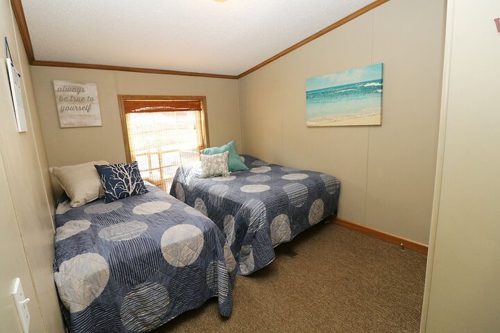 Room 20 of 35