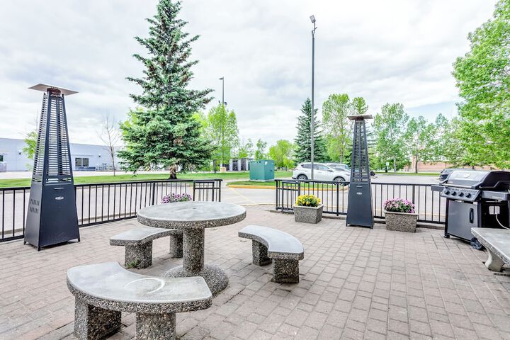 Terrace/Patio 38 of 40