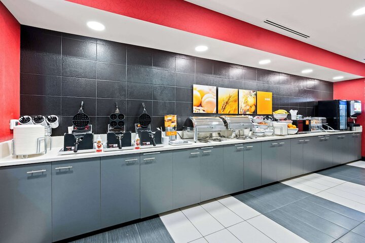 Breakfast/Coffee Service 40 of 49
