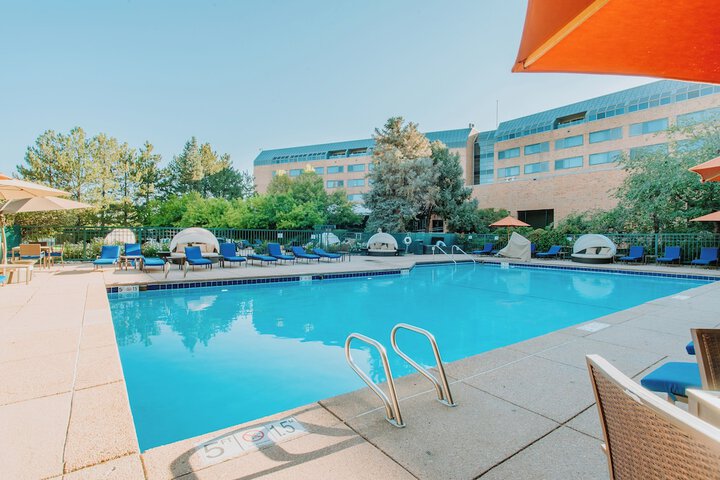 Pool 10 of 161