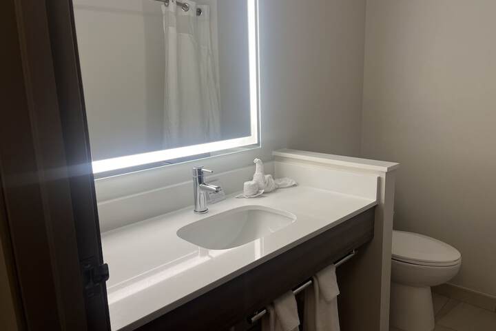 Holiday Inn Express Hotel & Suites St. Paul-Woodbury by IHG