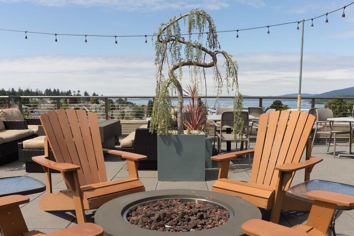 Majestic Inn & Spa