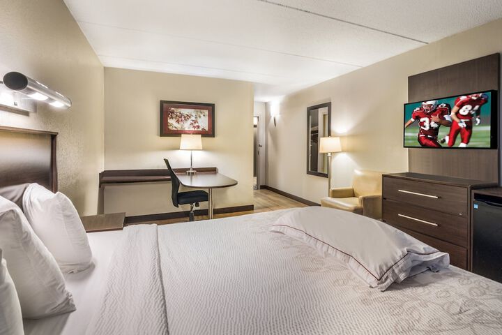 Room 26 of 33