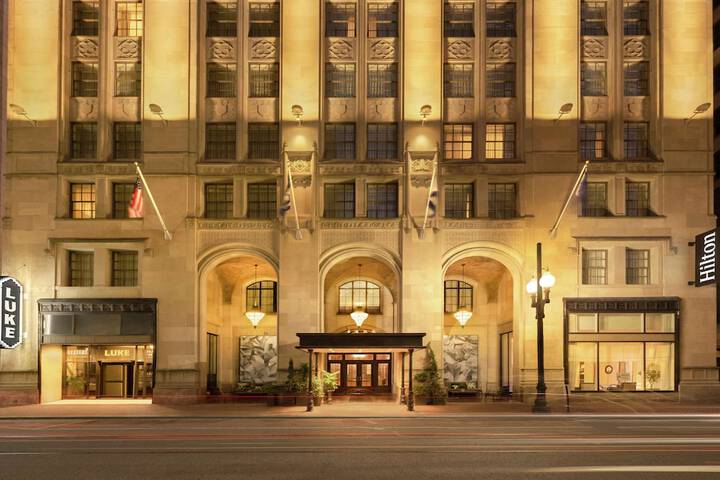 Hotel 5 of 69