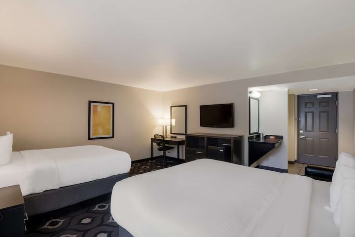 Grand Z Casino Hotel by Red Lion Hotels