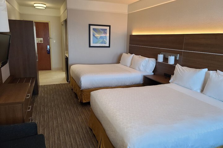 Room 14 of 63
