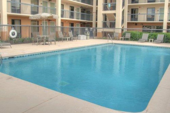 Pool 6 of 30