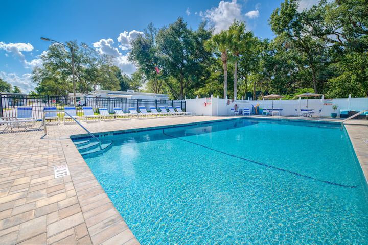Waters Edge RV Resort