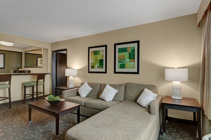 Room 51 of 115