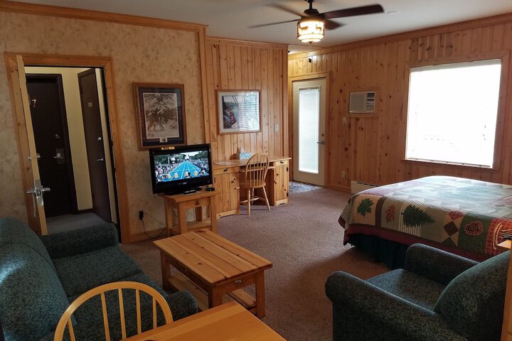 Room 54 of 66