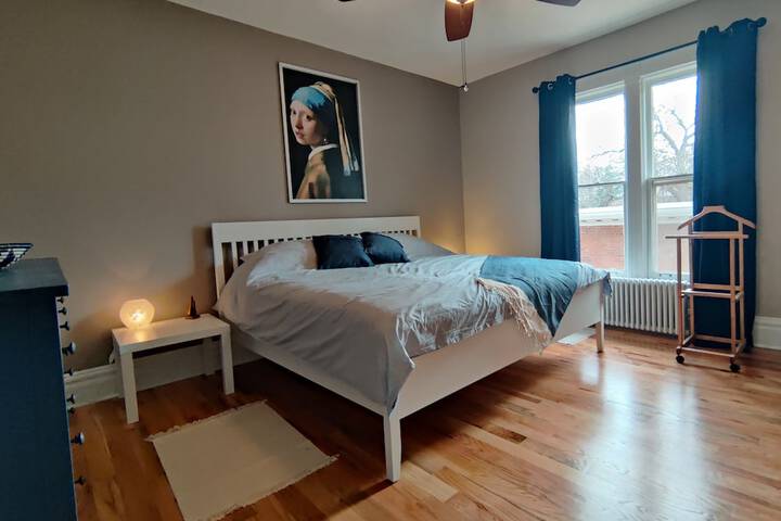 Room 21 of 25