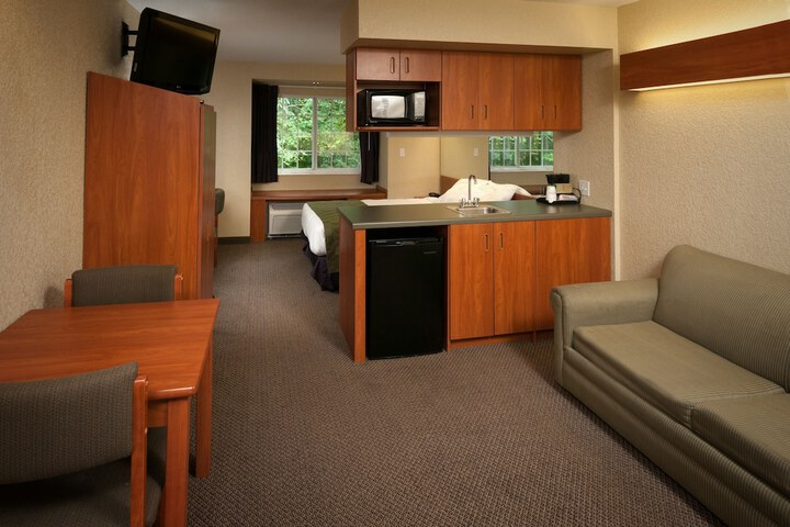 Microtel Inn & Suites by Wyndham Beckley East