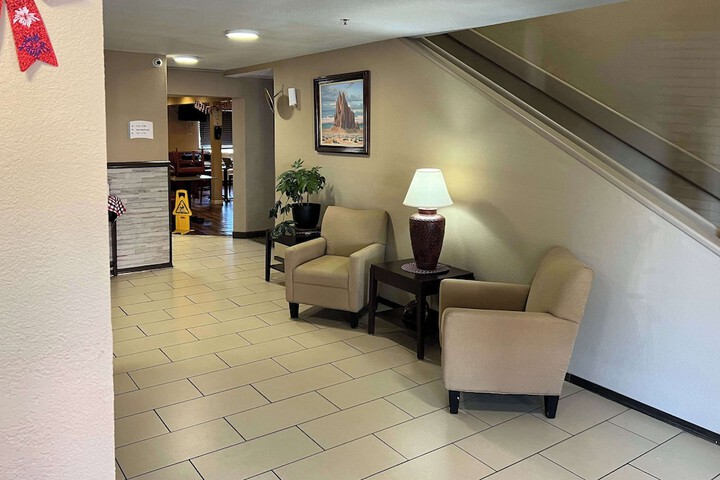 Hotel Interior 10 of 57