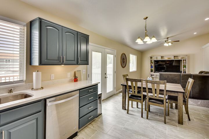 Family-friendly Clearfield Home w / Hot Tub!