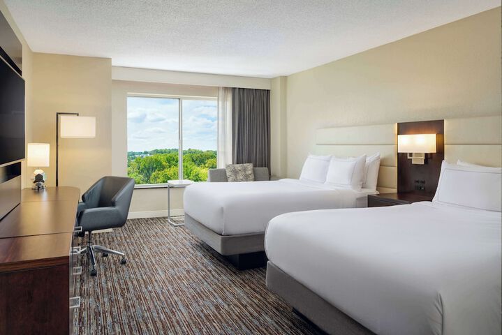 DoubleTree by Hilton Greensboro