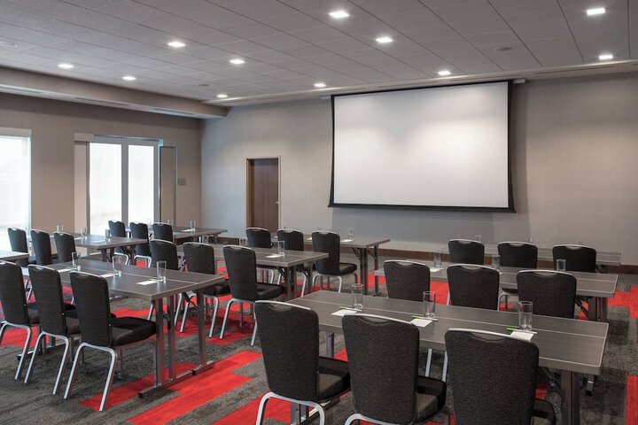 Courtyard by Marriott Pullman