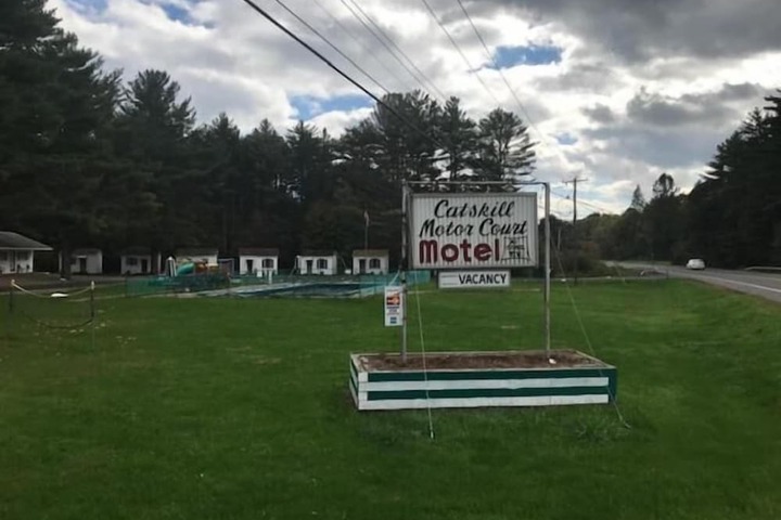 Catskill Motor Court Motel