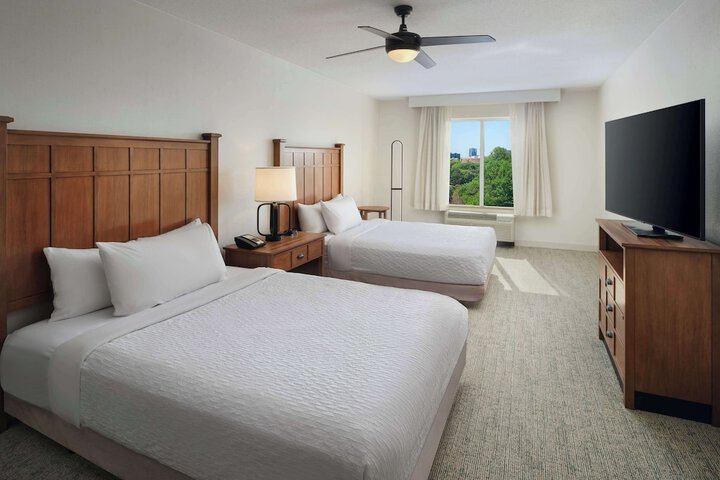 Room 14 of 34