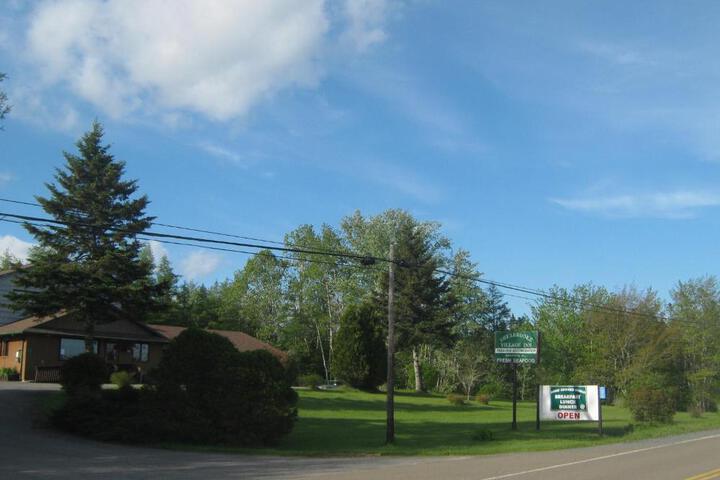 Sherbrooke Village Inn