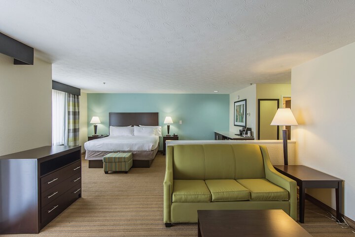 Room 21 of 32