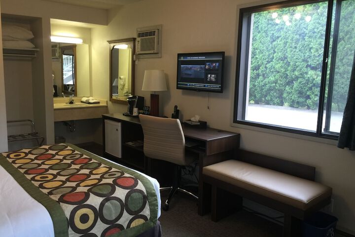 Room 22 of 43