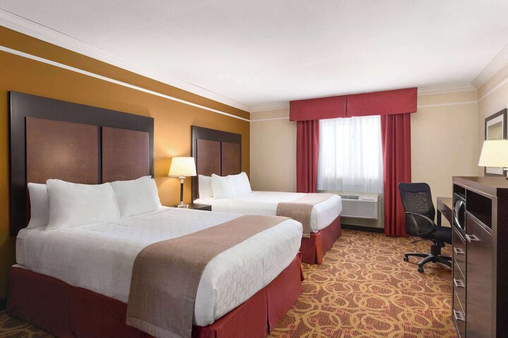 Travelodge by Wyndham Meadow Lake