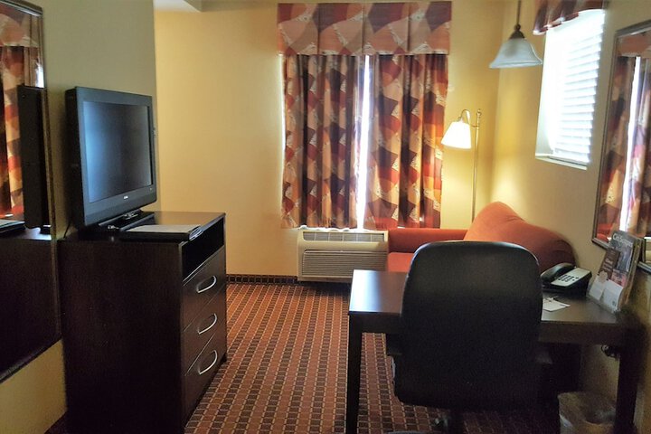 Room 26 of 27