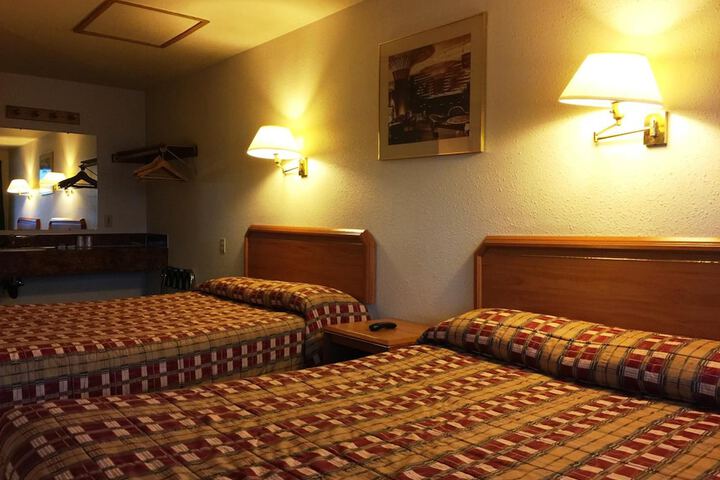 Milwaukie Inn Portland South