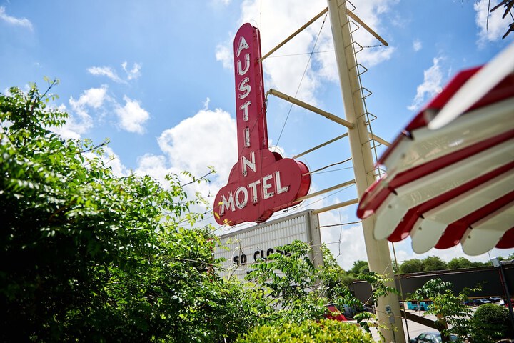 Hotel 4 of 119