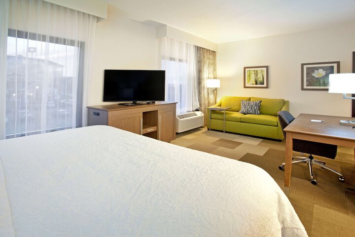 Hampton Inn & Suites Nashville-Smyrna
