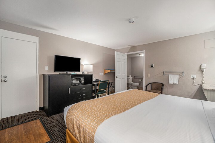 Room 43 of 67