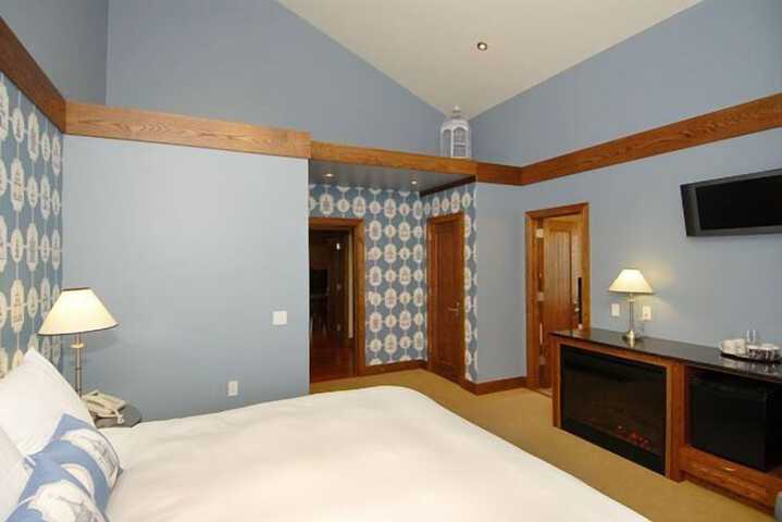 Room 20 of 46