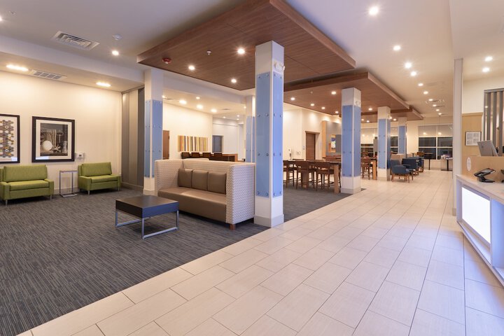 Hotel 2 of 32