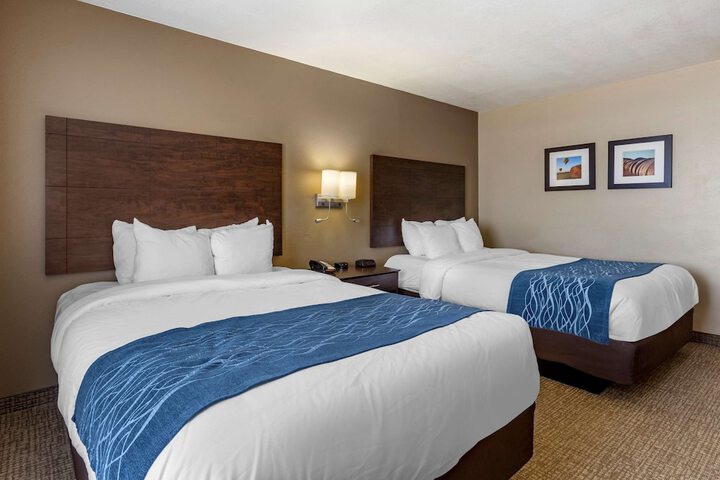 Comfort Inn & Suites Waterloo - Cedar Falls
