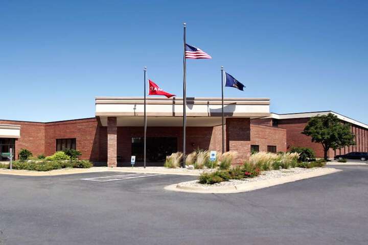 Salina Ambassador Hotel and Conference Center