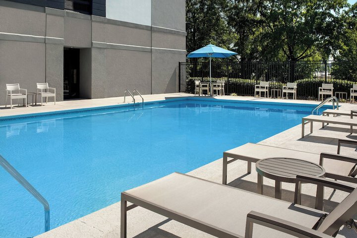 Pool 4 of 29