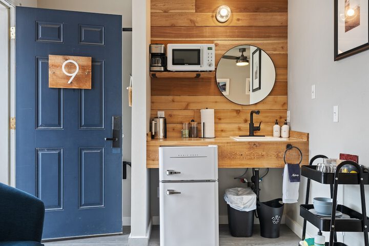 Room 41 of 108
