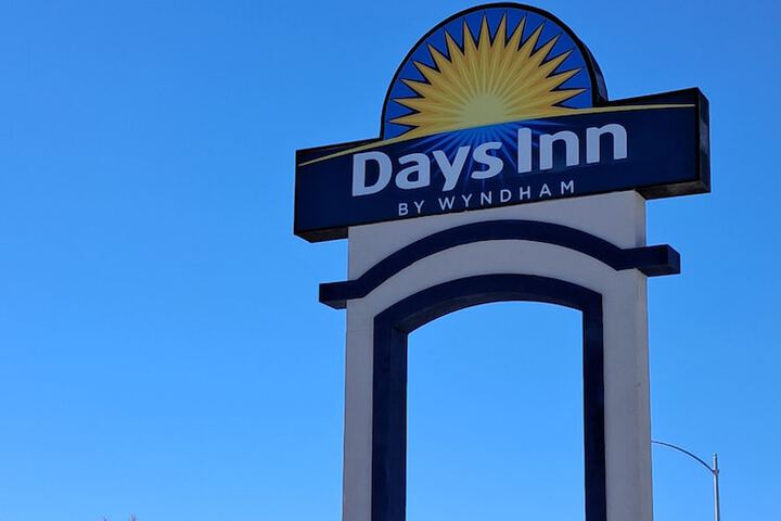 Days Inn by Wyndham Safford AZ