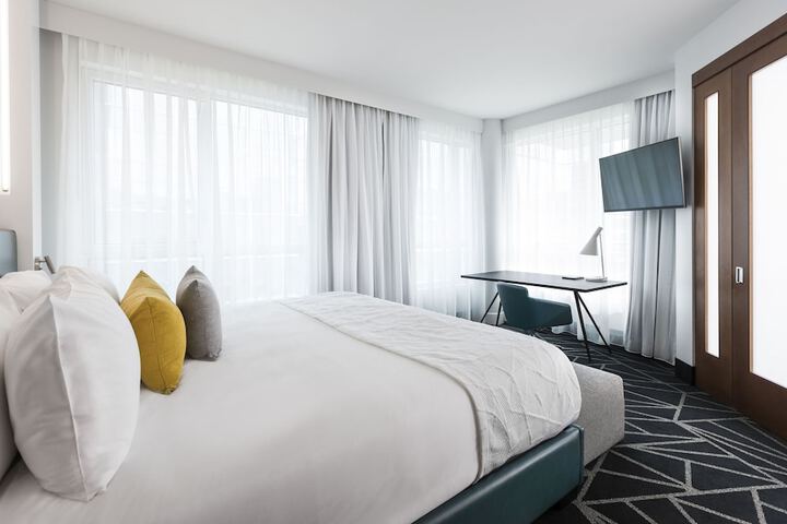 Room 42 of 62