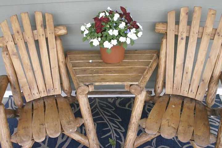 Ivy Court Inn & Suites