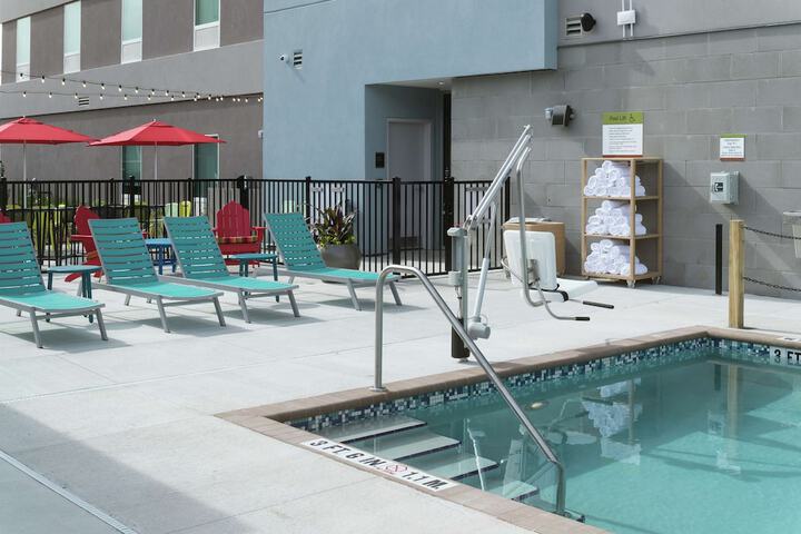 Pool 11 of 51