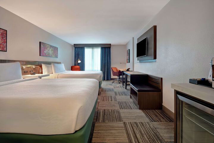 Room 16 of 60