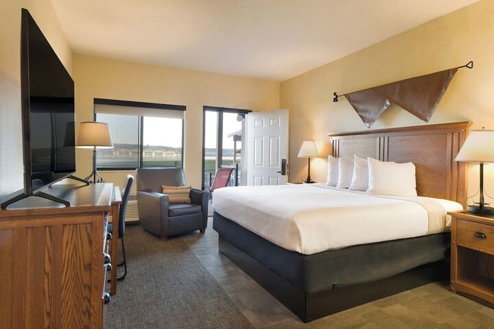 Cedar Shore Resort
