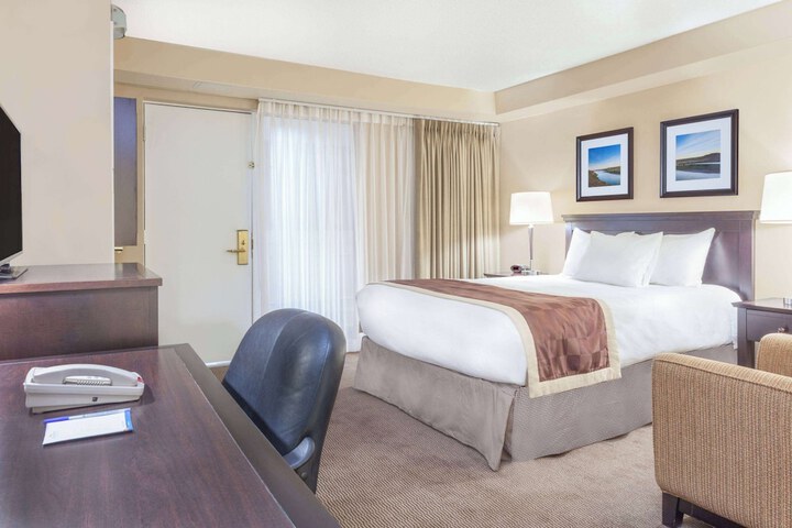 Room 18 of 44