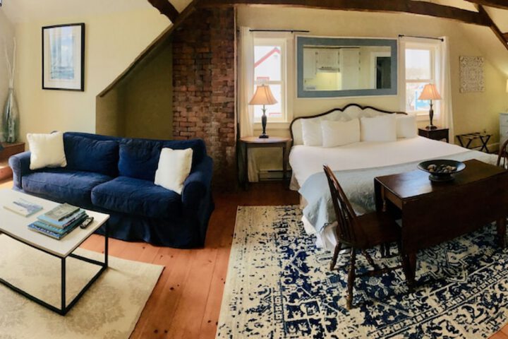 Room 17 of 45