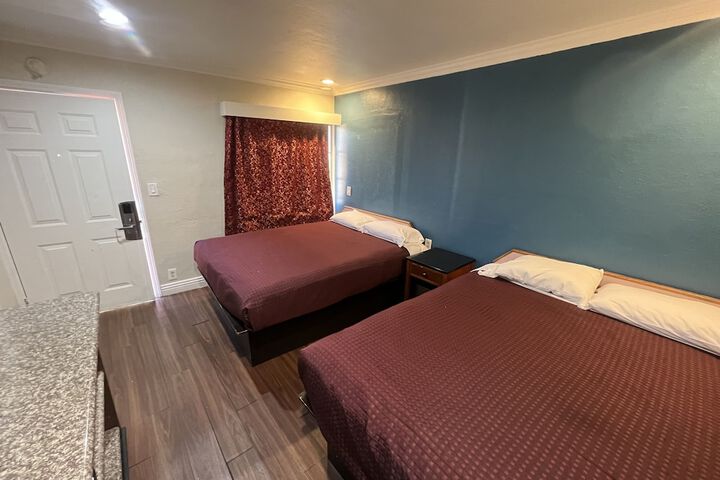 Room 54 of 65