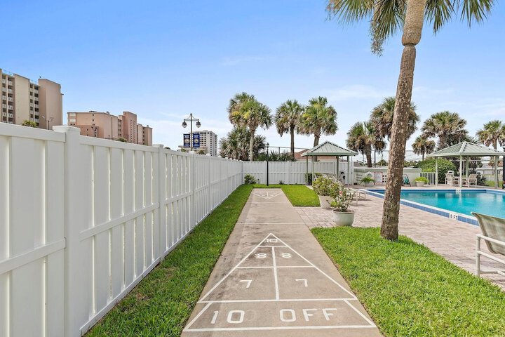 Ocean Terrace Club 706