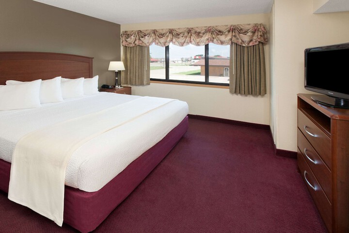 Room 30 of 50