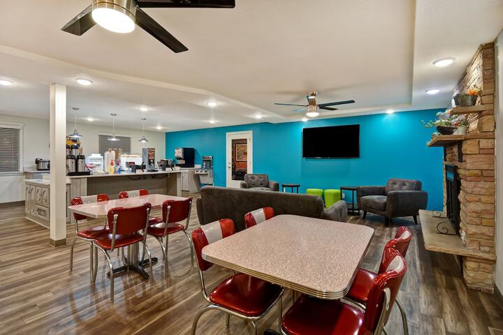 Hotel Interior 11 of 42